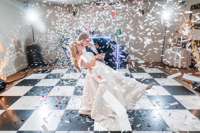 confetti first dance